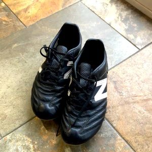 New Balance soccer cleats - Black, Leather, 7.5US size